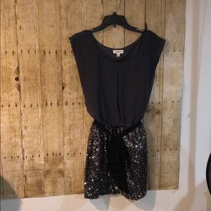 gray sequin homecoming dress size M